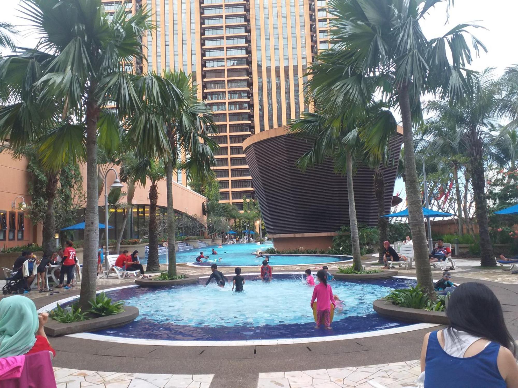 Mb Service At Times Square Kula Lumpur * Kuala Lumpur